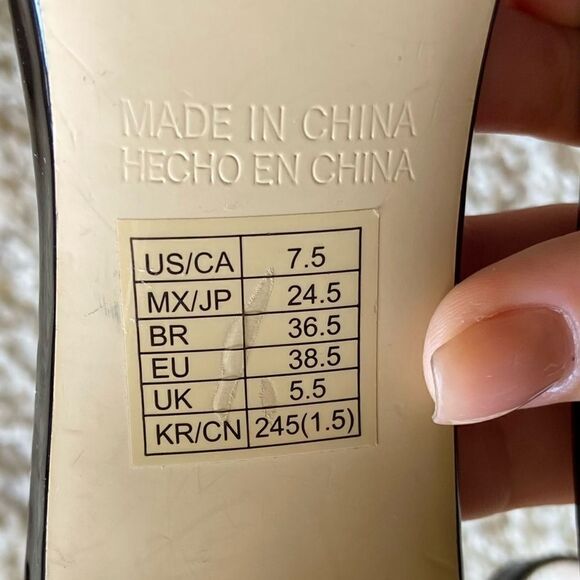 Forever 21 Black Heels Size 7.5 - Picture 6 of 10